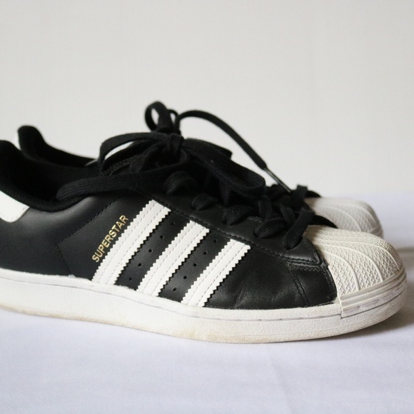 ADIDAS Superstar Leather Sneakers Running Shoes Black White Women's Size 7 - Picture 1 of 12